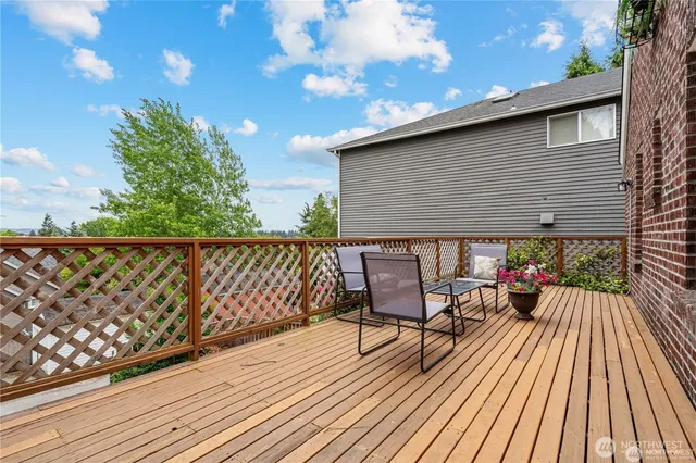 $1,299,950 | 6026 35th Avenue Northeast, Seattle, WA 98115