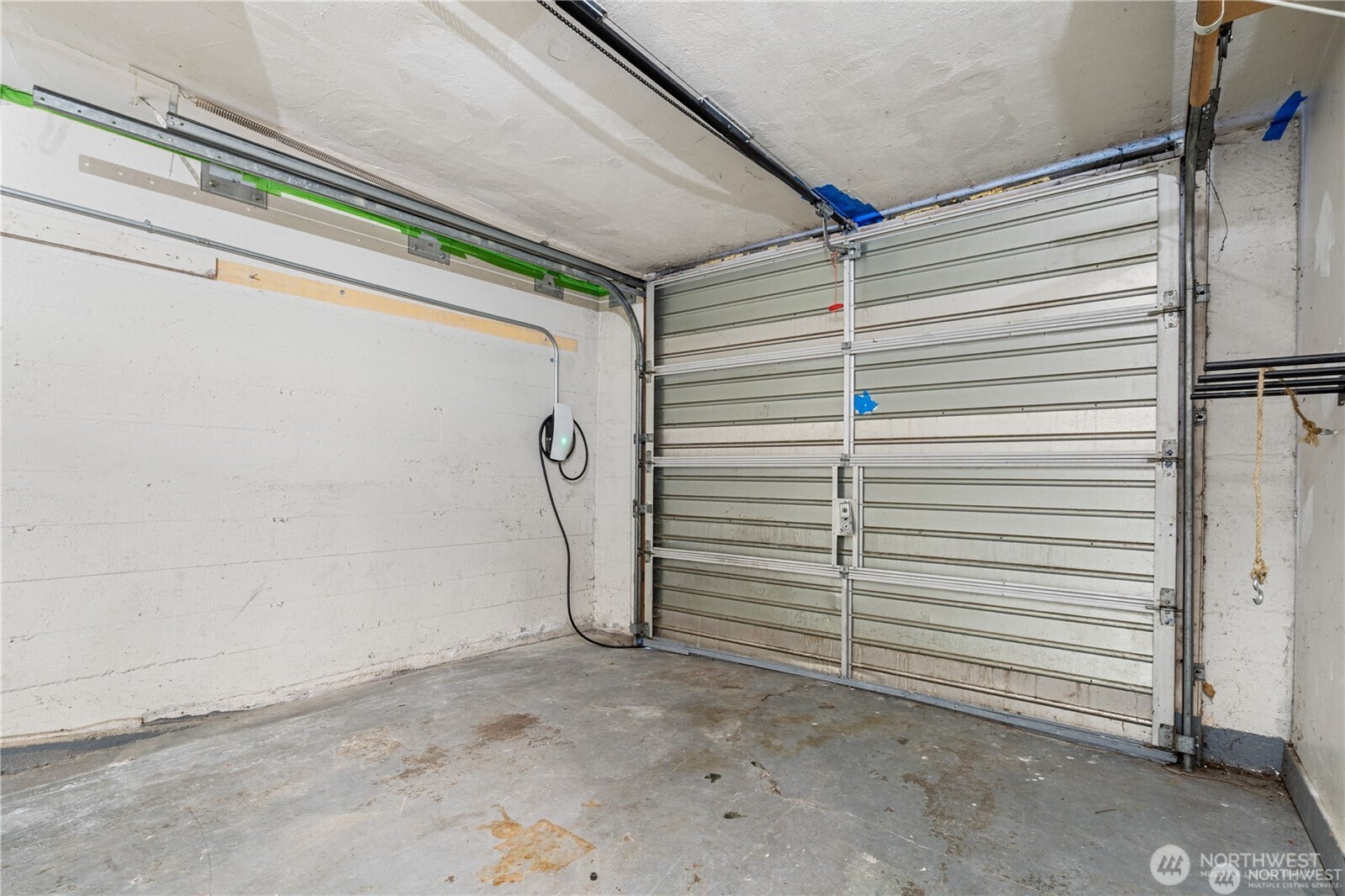 6026 35th Avenue Northeast Seattle, WA 98115 - Photo 31 of 34