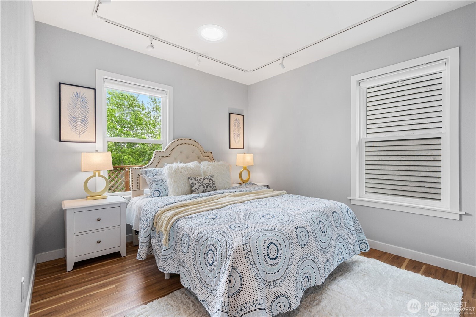 6026 35th Avenue Northeast Seattle, WA 98115 - Photo 10 of 34