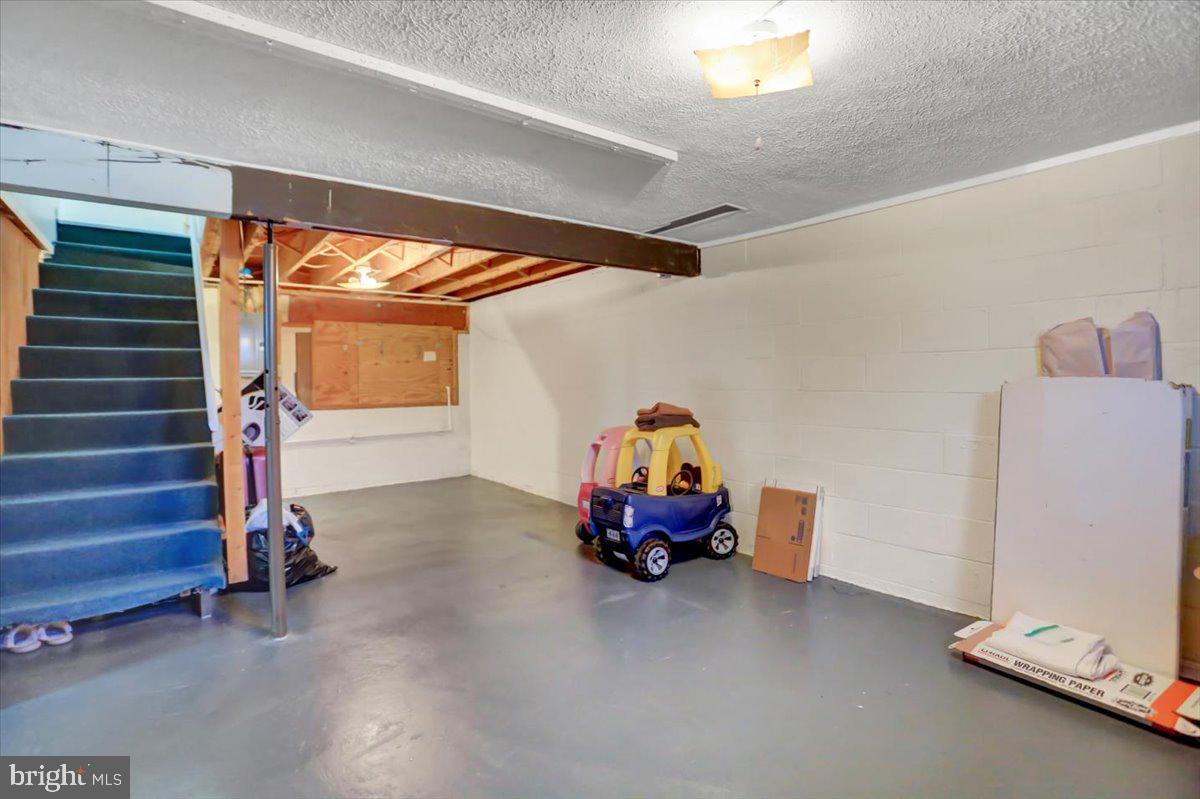 130 Spring Road Dillsburg, PA 17019 - Photo 32 of 38 Gallery Image 32