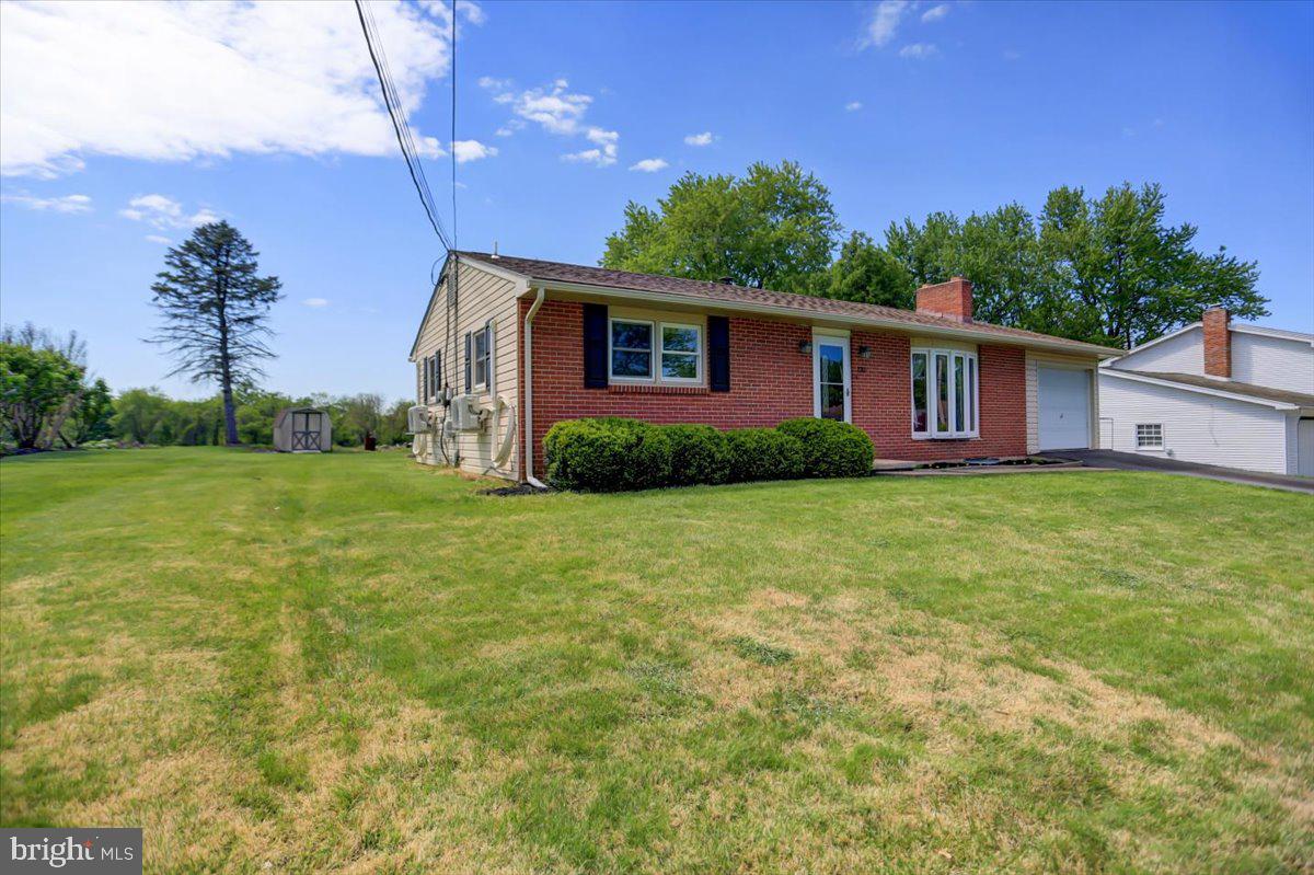 130 Spring Road Dillsburg, PA 17019 - Photo 5 of 38 Gallery Image 5