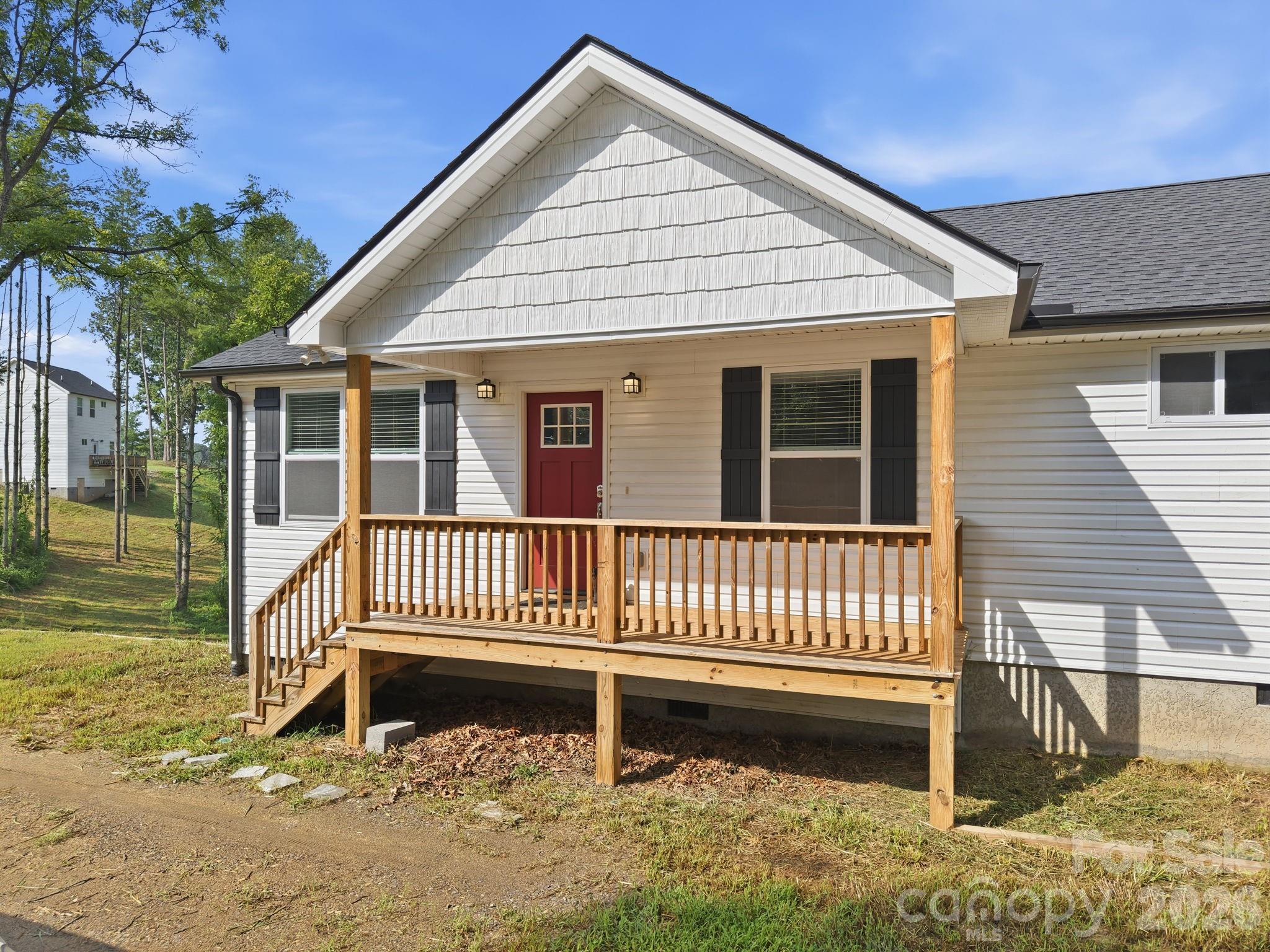 7 Greenridge Road Weaverville, NC 28787 - Photo 3 of 40 Gallery Image 3