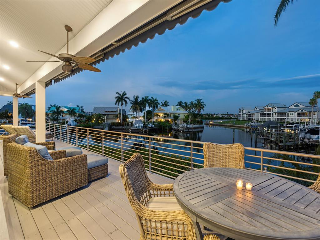 5727 Riegel's Point Road Sarasota, FL 34242 - Photo 4 of 50