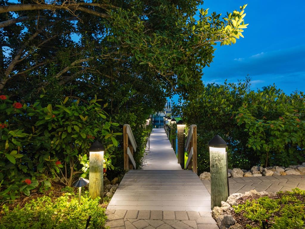 5727 Riegel's Point Road Sarasota, FL 34242 - Photo 45 of 50