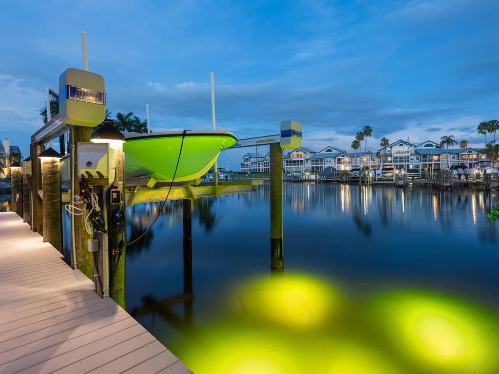 5727 Riegel's Point Road Sarasota, FL 34242 - Photo 46 of 50