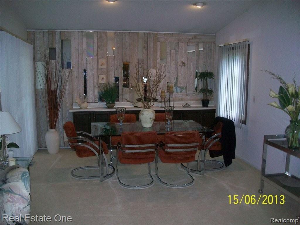 3910 Raintree Drive Troy, MI 48083 - Photo 6 of 24 Formal D.R.