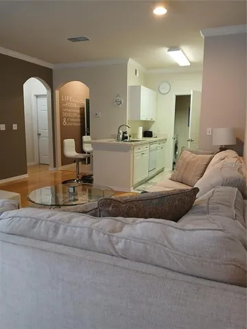 $2,100 | 1216 South Missouri Avenue, Unit 218, Clearwater, FL 33756