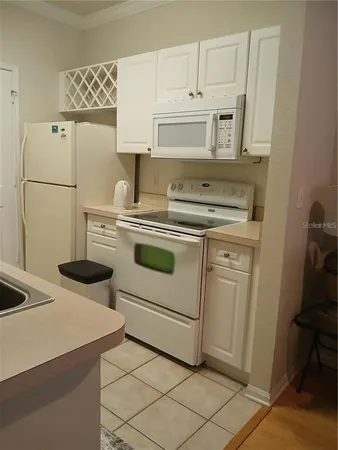 $2,100 | 1216 South Missouri Avenue, Unit 218, Clearwater, FL 33756