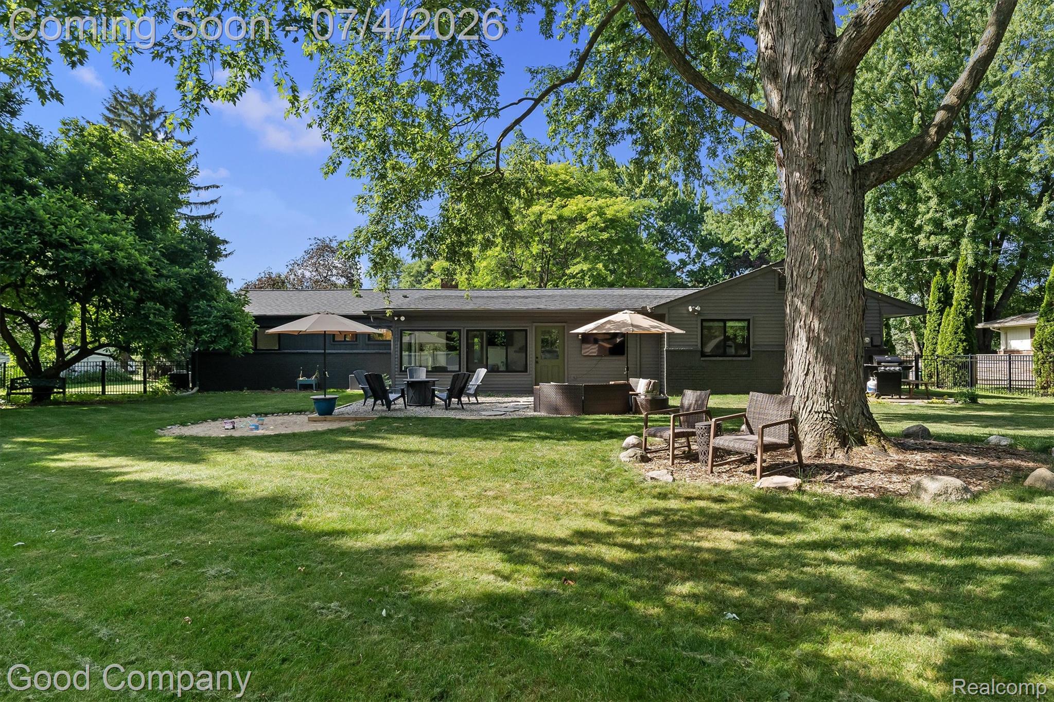141 Nesbit Lane Rochester, MI 48309 - Photo 40 of 47 43-Nesbit -37.jpg