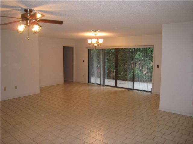 107 Wind Tree Lane Conway, SC 29526 - Photo 2 of 10 Gallery Image 2