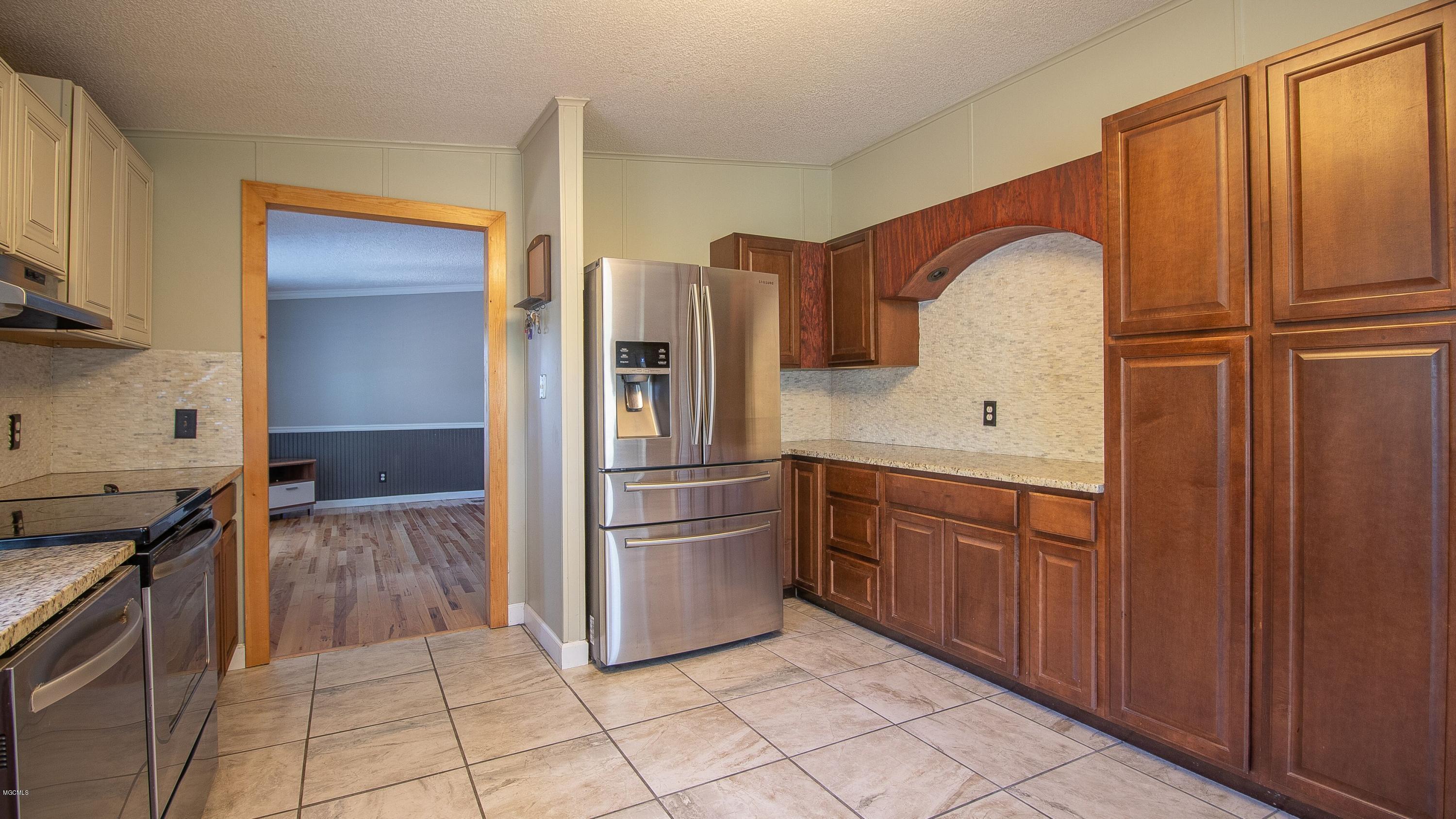 12706 Meadowglen Road Vancleave, MS 39565 - Photo 4 of 19 7