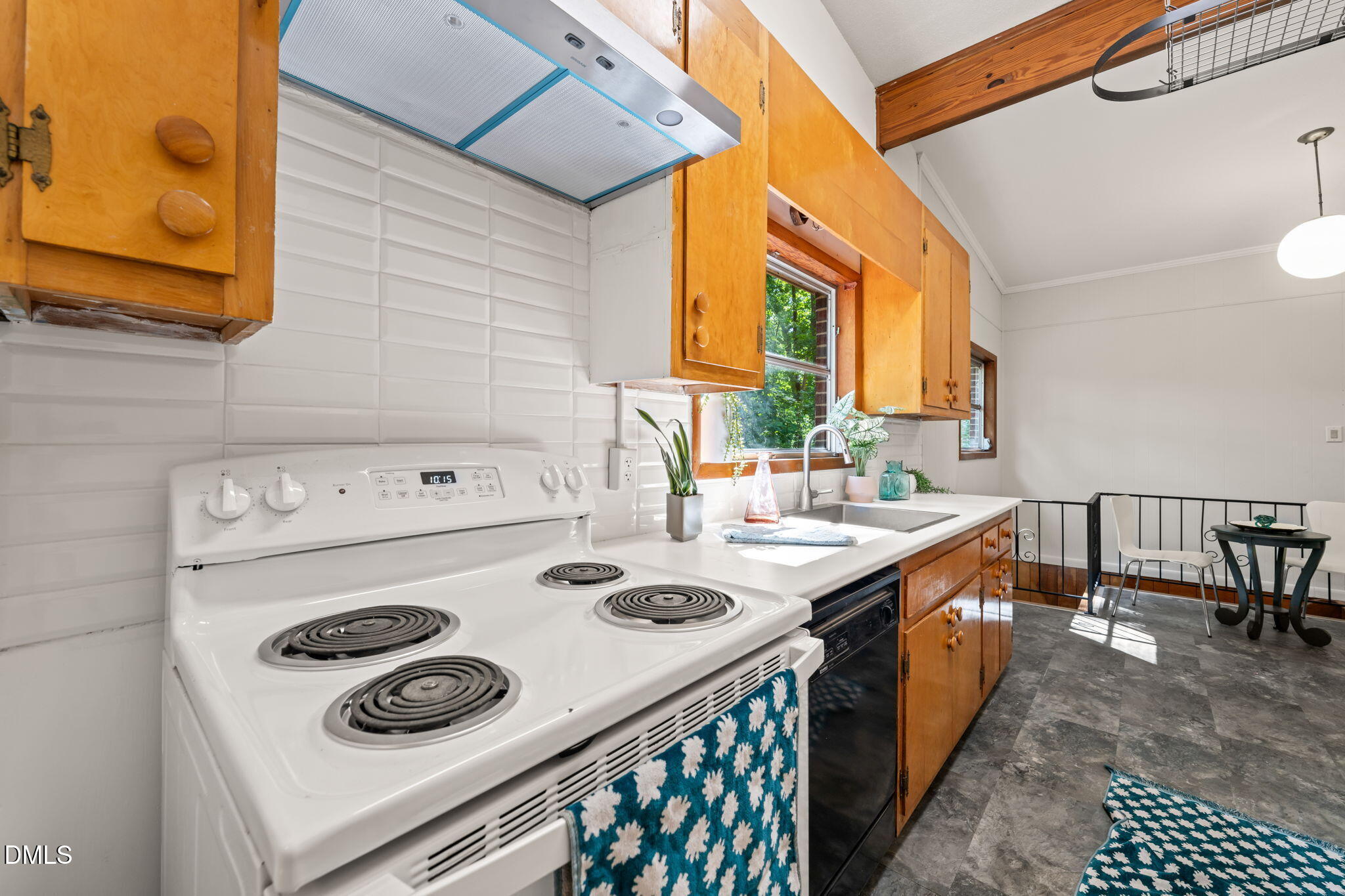 1808 Fairley Drive Raleigh, NC 27607 - Photo 10 of 53 10-web-or-mls-untitled-22