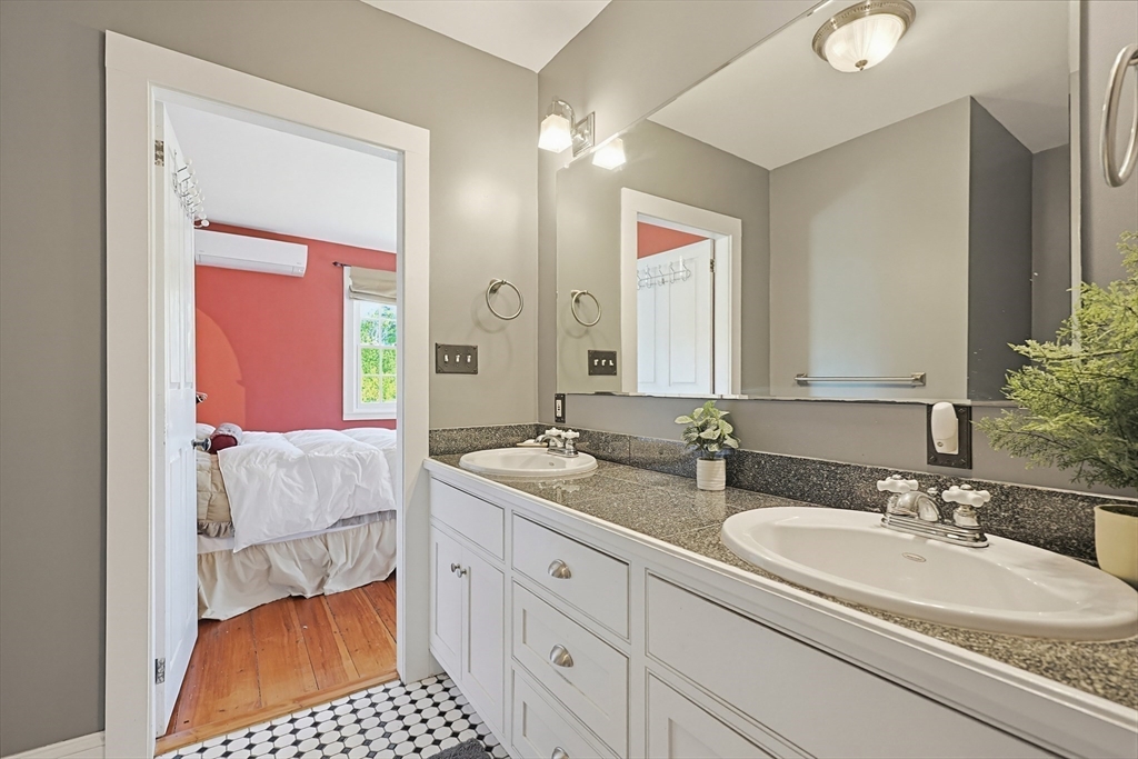 771 Podunk Road East Brookfield, MA 01515 - Photo 18 of 41