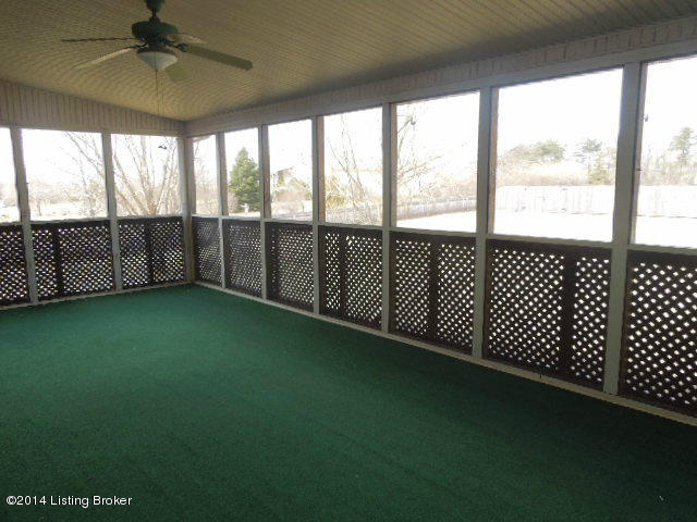 6634 Cedar Grove Road Shepherdsville, KY 40165 - Photo 17 of 22 Has Ceiling fan