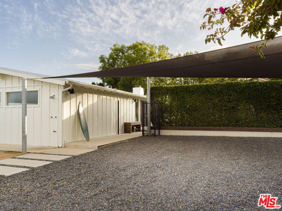 29107 Cliffside Drive Malibu, CA 90265 - Photo 22 of 22 a view of a room with a garage