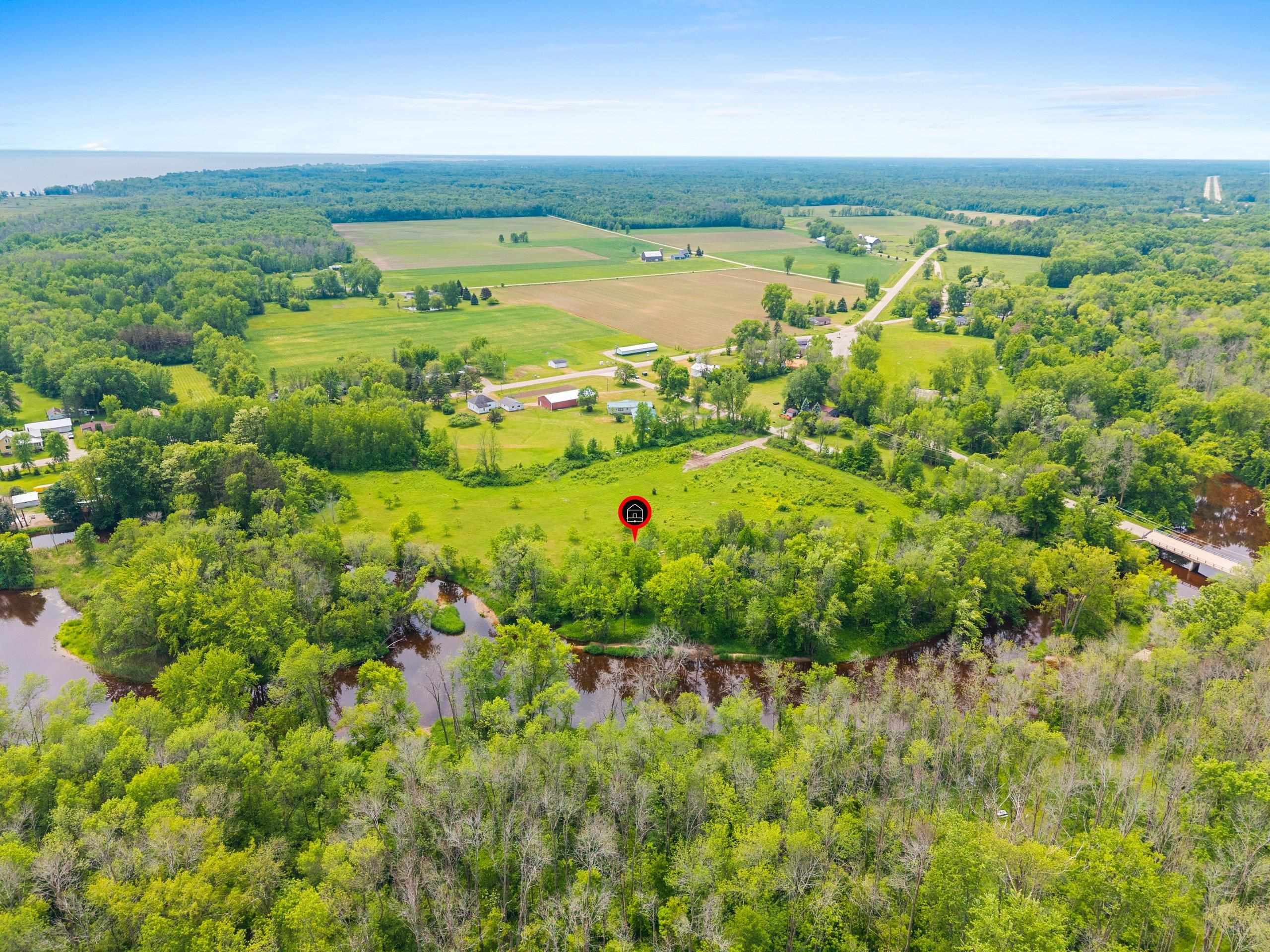 4204 Topel Road Oconto, WI 54153 - Photo 10 of 19