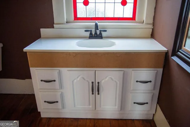 $500,000 | 66 Weaver Street, Baxley, GA 31513