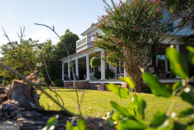 $500,000 | 66 Weaver Street, Baxley, GA 31513