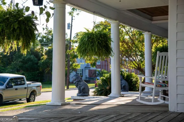 $500,000 | 66 Weaver Street, Baxley, GA 31513