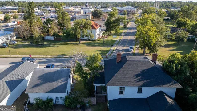 $500,000 | 66 Weaver Street, Baxley, GA 31513