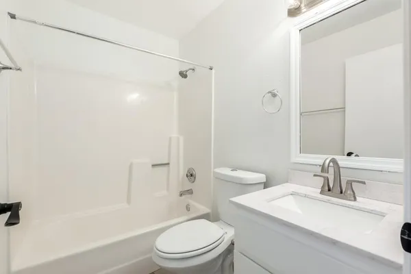 $1,999 | 7027 West Palo Verde Avenue, Peoria, AZ 85345