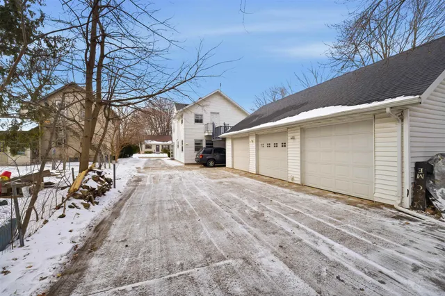 $315,000 | 1928 South Lawe Street, Appleton, WI 54915