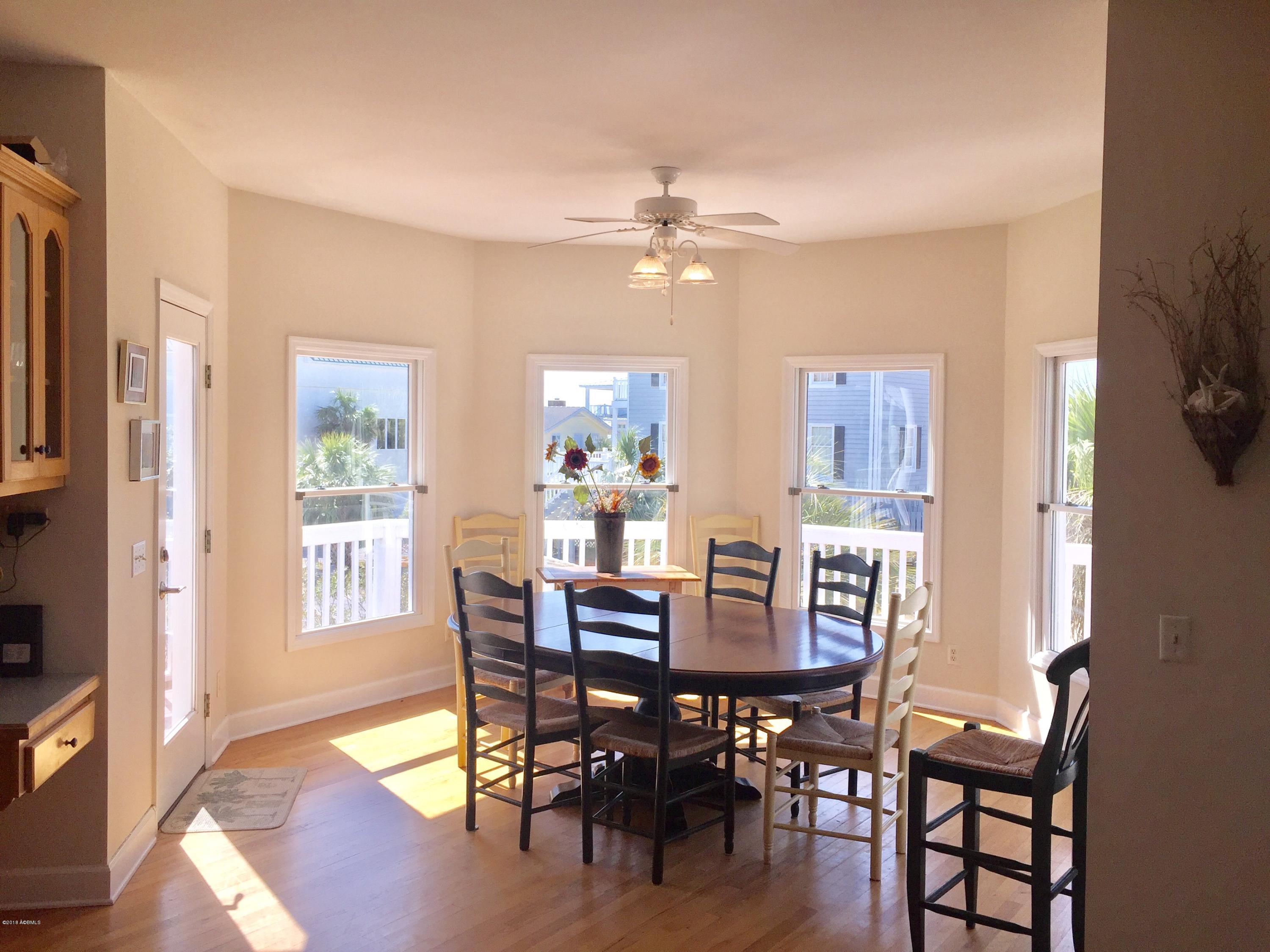 718 Pompano Road Fripp Island, SC 29920 - Photo 9 of 32 Breakfast Area