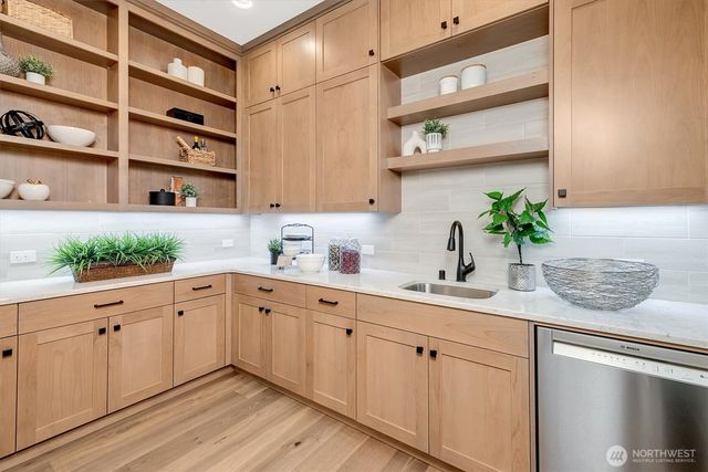 $2,685,000 | 43268 Southeast 145th Street, North Bend, WA 98045