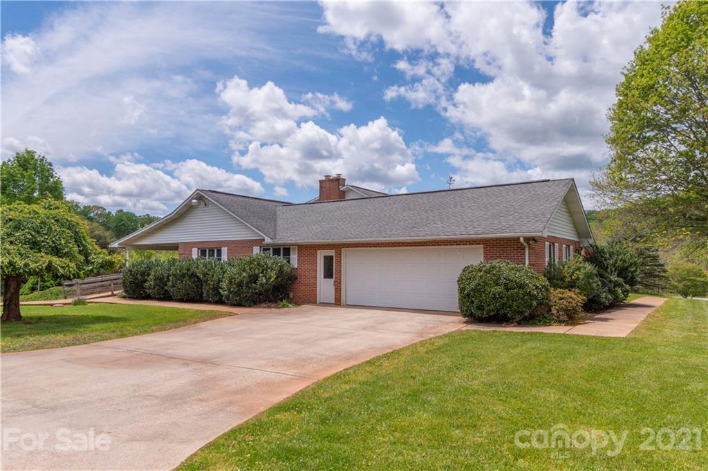 22 Lon Israel Road Candler, NC 28715 - Photo 2 of 40 Gallery Image 2