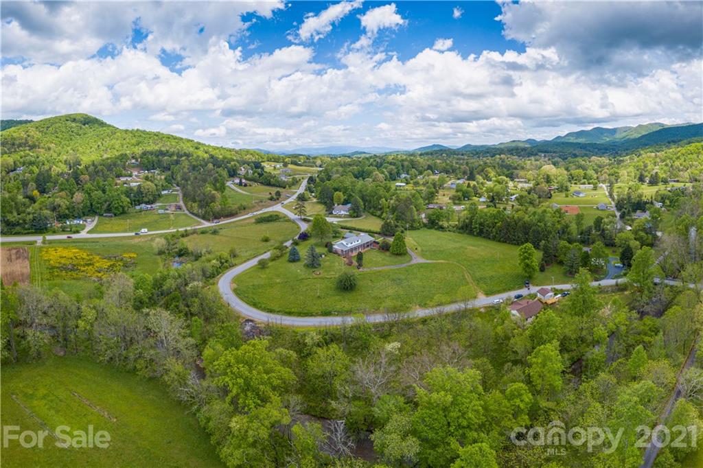 22 Lon Israel Road Candler, NC 28715 - Photo 12 of 40 Gallery Image 12