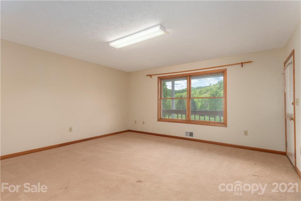 22 Lon Israel Road Candler, NC 28715 - Photo 24 of 40 Gallery Image 24