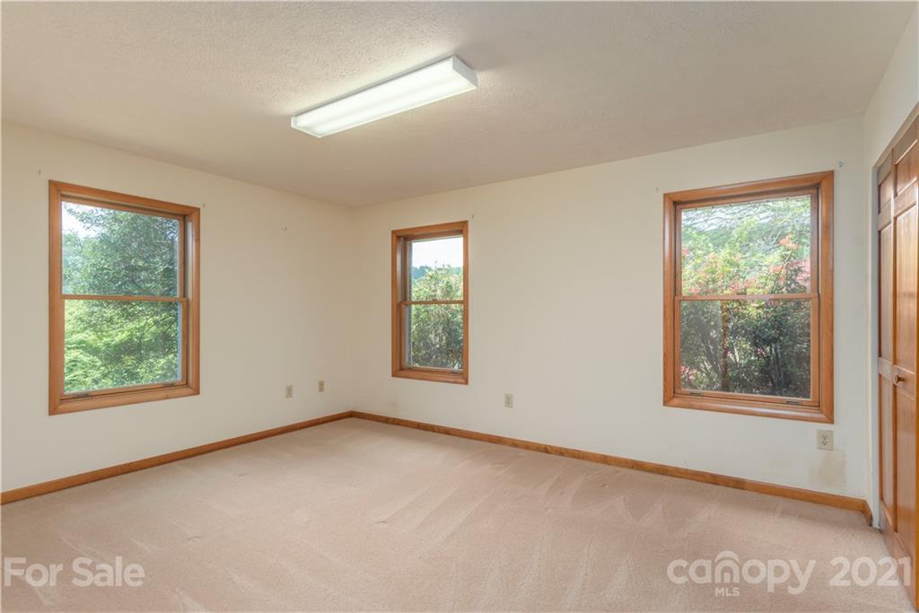 22 Lon Israel Road Candler, NC 28715 - Photo 26 of 40 Gallery Image 26