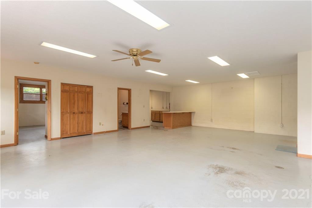 22 Lon Israel Road Candler, NC 28715 - Photo 36 of 40 Gallery Image 36