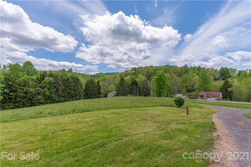22 Lon Israel Road Candler, NC 28715 - Photo 10 of 40 Gallery Image 10