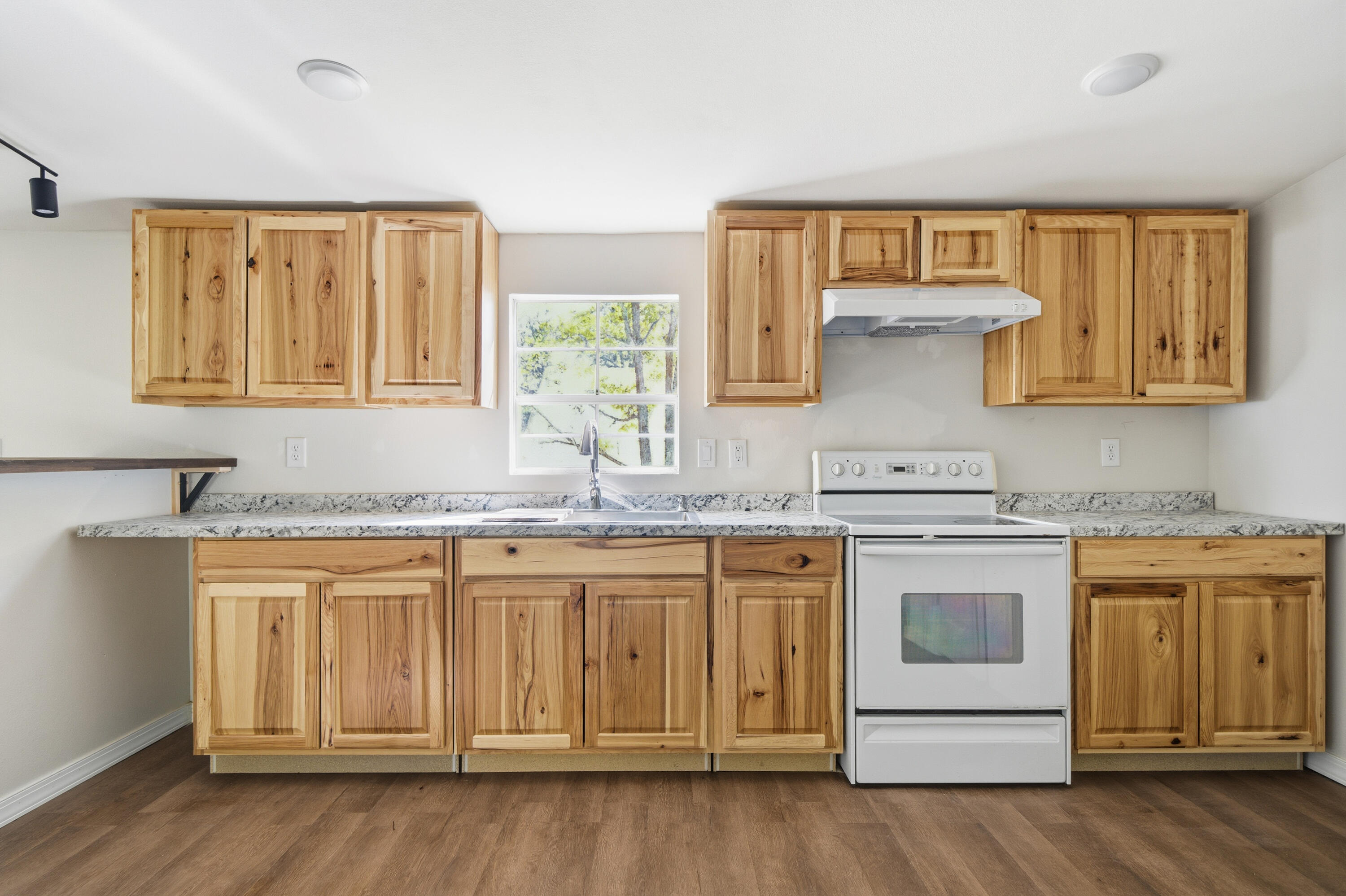 834 North Caryville Road Bonifay, FL 32425 - Photo 4 of 42 DSC00062