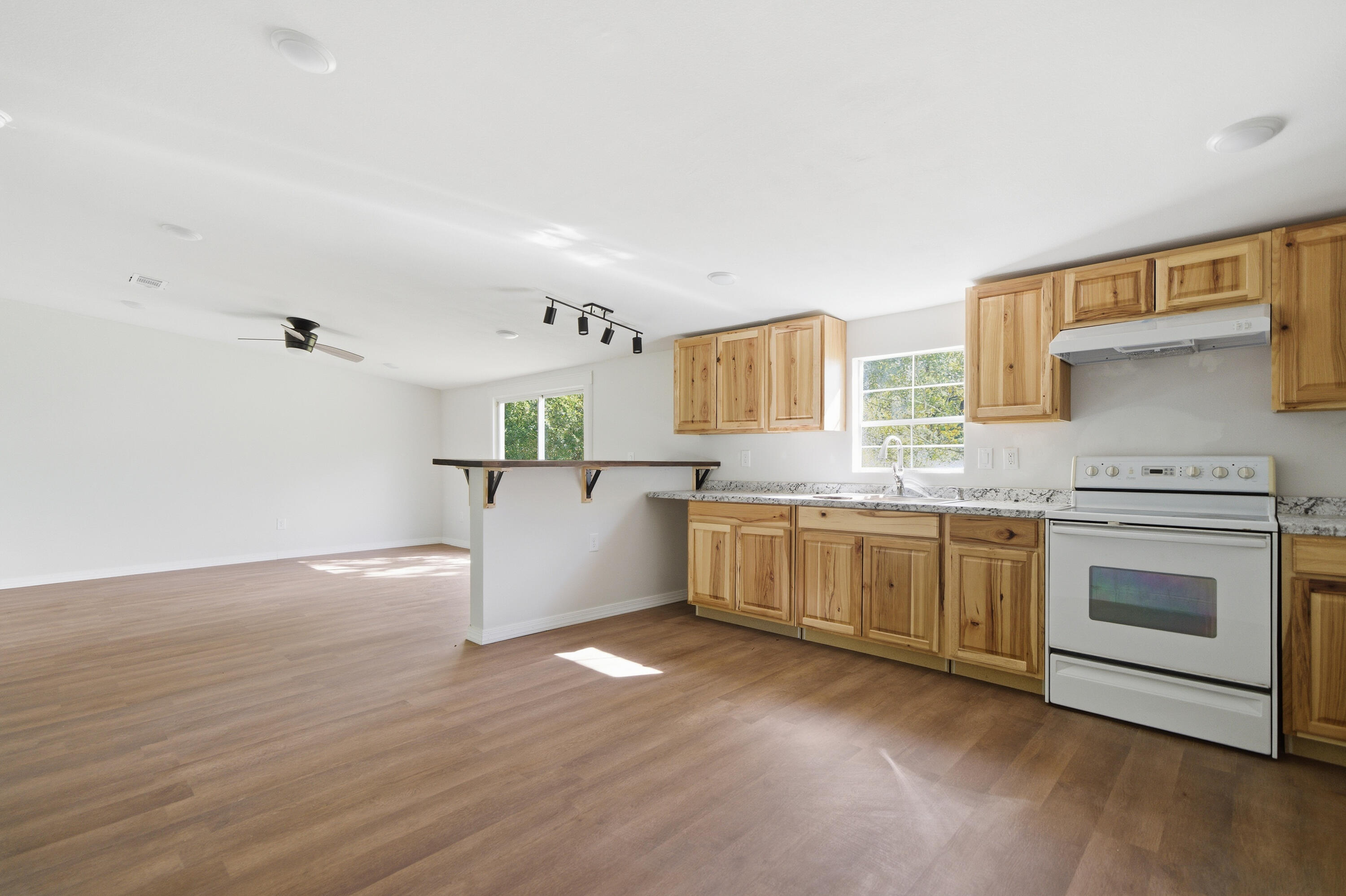 834 North Caryville Road Bonifay, FL 32425 - Photo 6 of 42 DSC00059