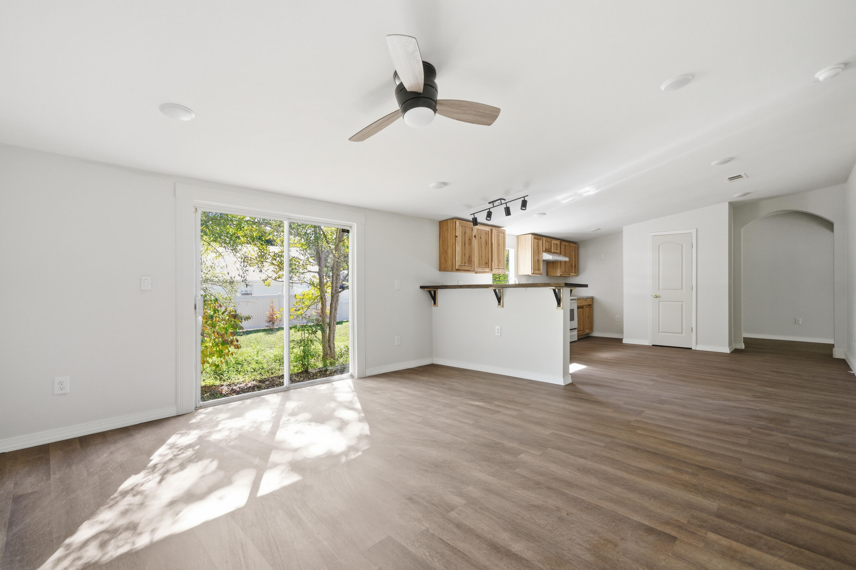 834 North Caryville Road Bonifay, FL 32425 - Photo 7 of 42 DSC00074