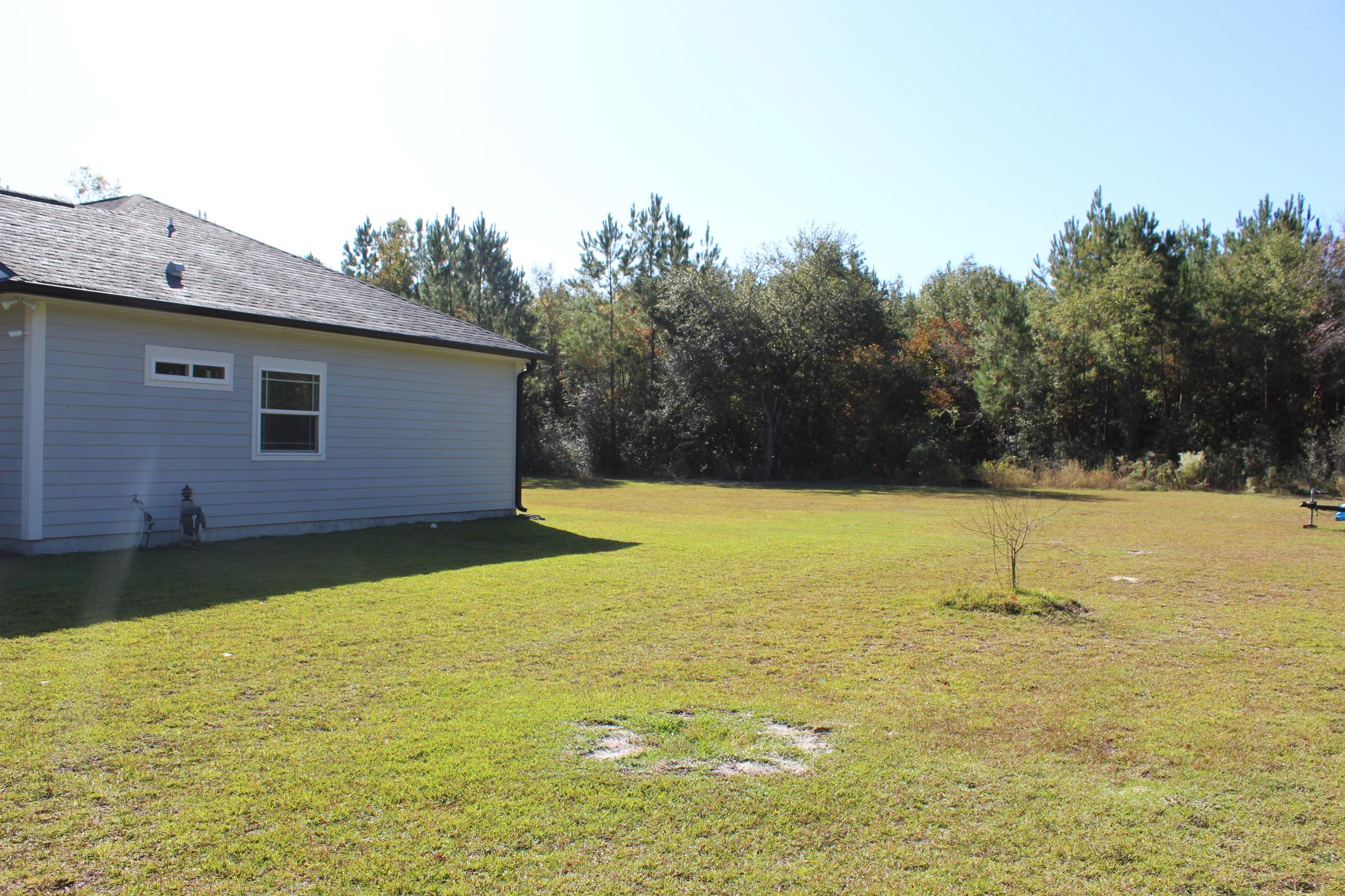33 Elm Ridge Loop Crawfordville, FL 32327 - Photo 10 of 42 Gallery Image 10
