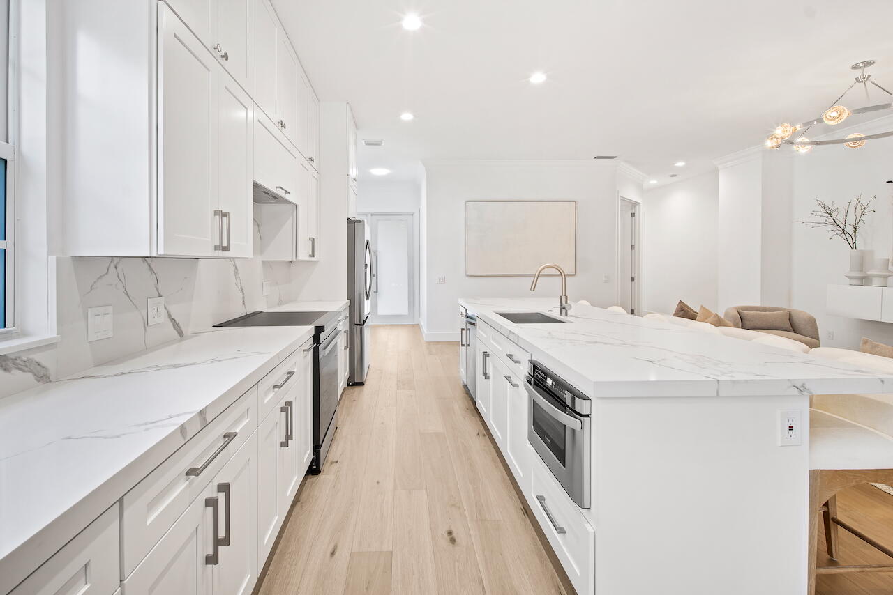 4689 Hammock Circle Delray Beach, FL 33445 - Photo 14 of 57 DSC03777