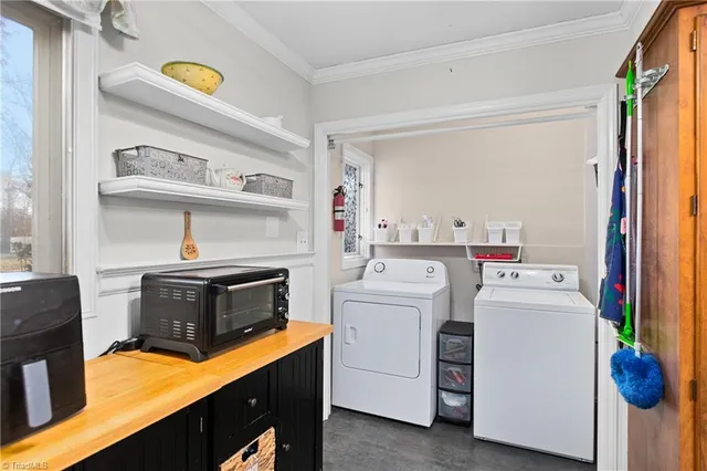 $374,900 | 216 Knollwood Drive, Jamestown, NC 27282