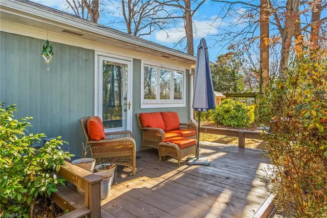 $374,900 | 216 Knollwood Drive, Jamestown, NC 27282