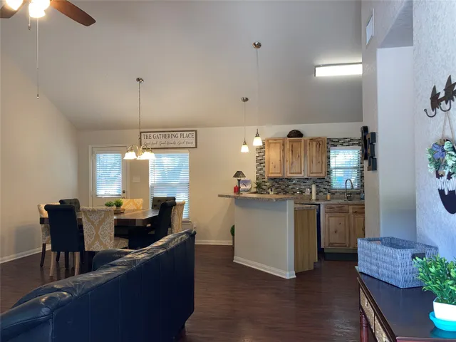 $1,725 | 149 Morris Lane, Canyon Lake, TX 78133