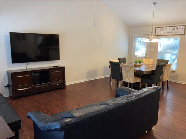 $1,725 | 149 Morris Lane, Canyon Lake, TX 78133