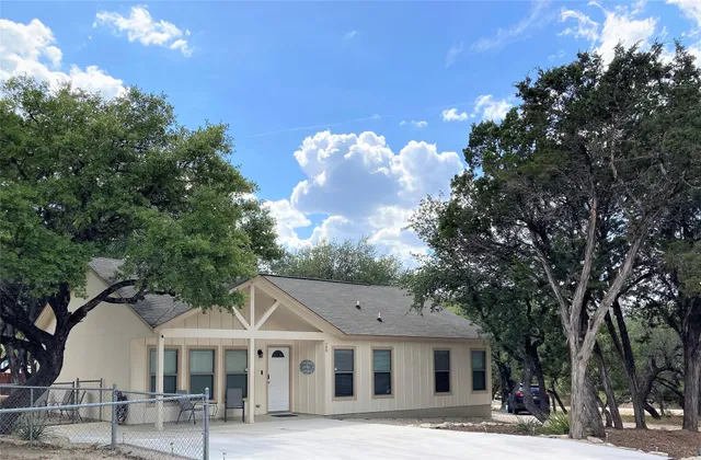 $1,725 | 149 Morris Lane, Canyon Lake, TX 78133