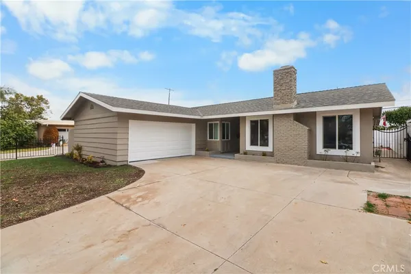$998,000 | 2041 South Pacific Avenue, Santa Ana, CA 92704