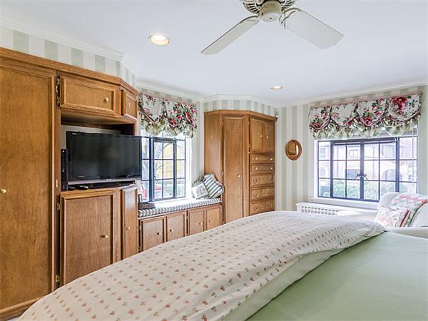 51 Gralynn Road Newton, MA 02459 - Photo 13 of 18 Gallery Image 13