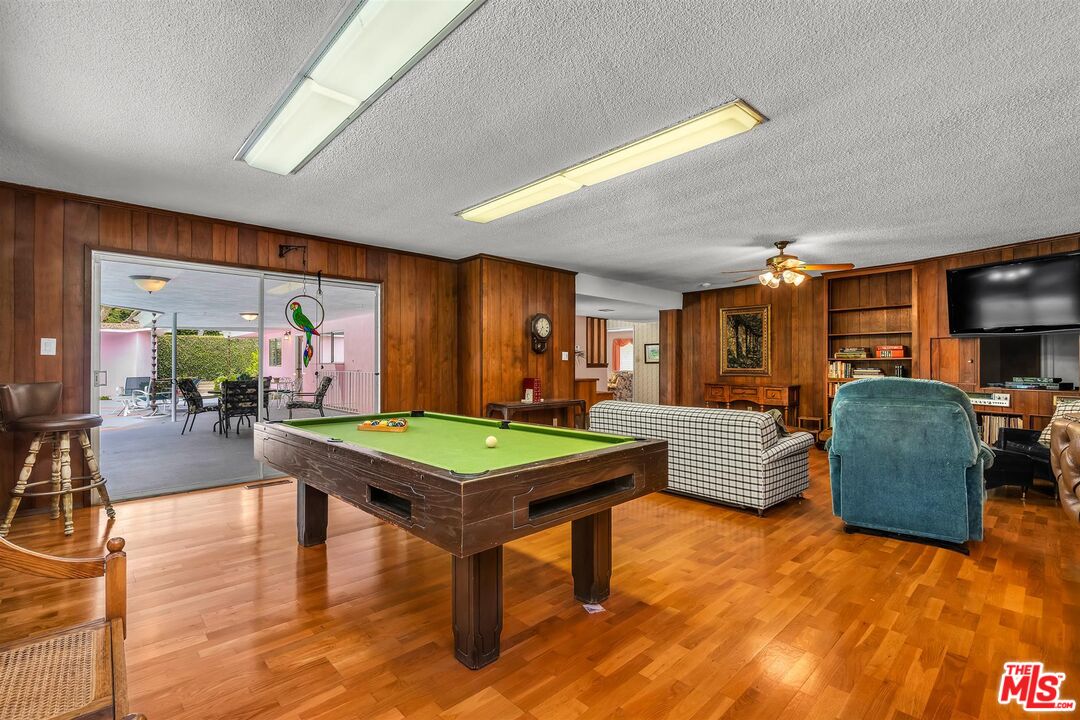 575 East Channel Road Los Angeles, CA 90402 - Photo 12 of 39