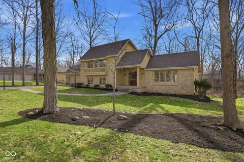 $675,000 | 65 Bennington Drive, Zionsville, IN 46077