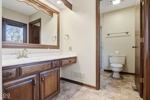 $675,000 | 65 Bennington Drive, Zionsville, IN 46077