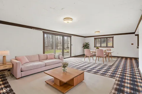 $675,000 | 65 Bennington Drive, Zionsville, IN 46077